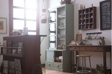 アンティーク家具　くすんだグリーンペイントの重ね収納棚(食器棚)