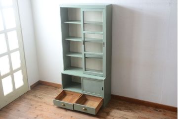 アンティーク家具　くすんだグリーンペイントの重ね収納棚(食器棚)