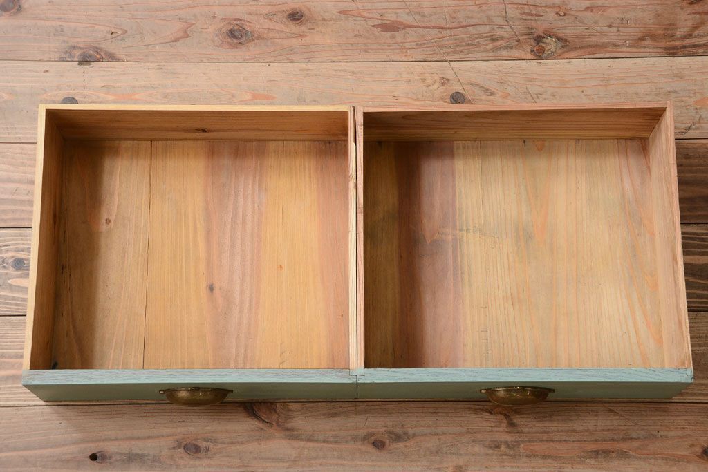 アンティーク家具　くすんだグリーンペイントの重ね収納棚(食器棚)