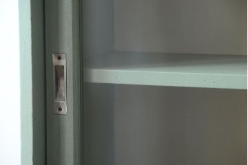 アンティーク家具　くすんだグリーンペイントの重ね収納棚(食器棚)
