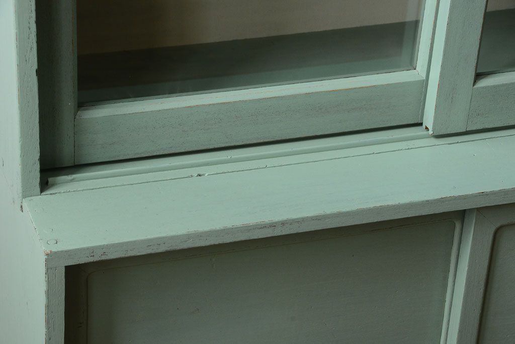 アンティーク家具　くすんだグリーンペイントの重ね収納棚(食器棚)