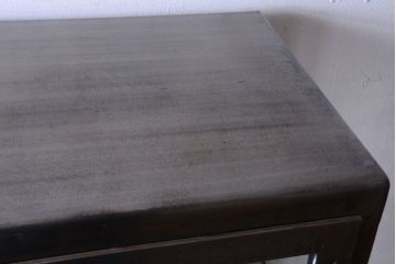 ヴィンテージ家具　ヨーロッパビンテージ　古い縦型ガラスケース