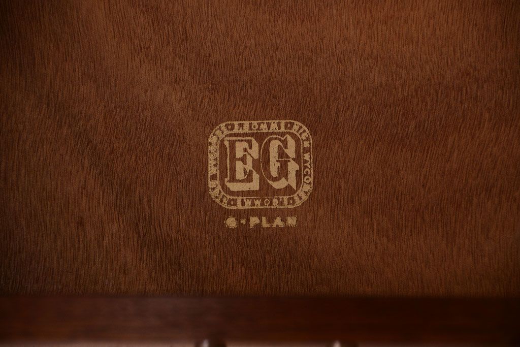 ヴィンテージ家具　G-PLAN　北欧ビンテージ　BBシリーズ　ルームディバイダー(間仕切り・収納棚・飾り棚)