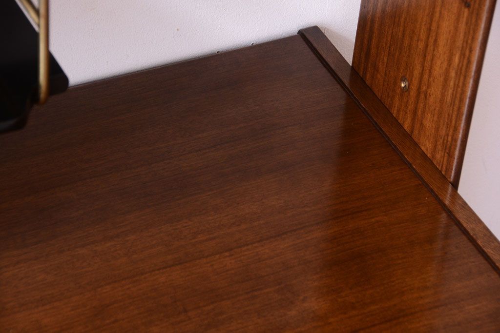 ヴィンテージ家具　G-PLAN　北欧ビンテージ　BBシリーズ　ルームディバイダー(間仕切り・収納棚・飾り棚)