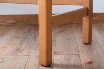 ヴィンテージ家具　イギリスビンテージ　シンプルなスクールデスク