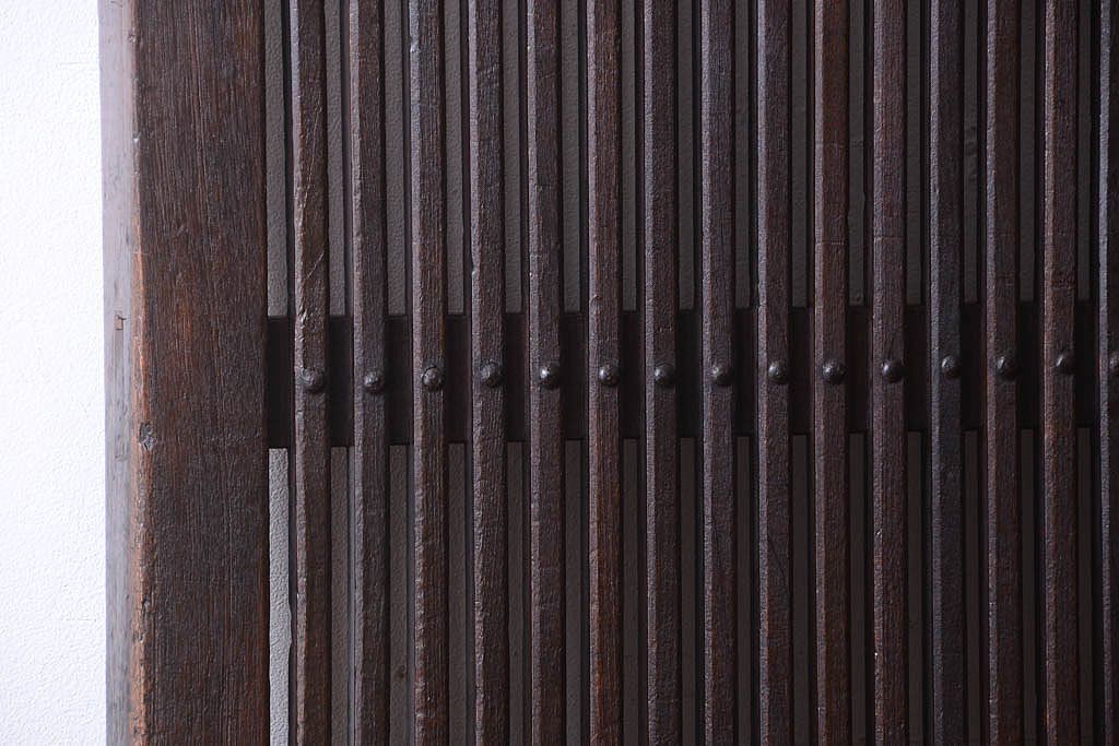 明治大正期　古民具・骨董　アンティーク蔵戸(玄関戸)