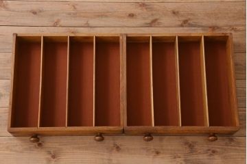 ヴィンテージ家具　イギリスビンテージ　アーコール　上質なサイドボード