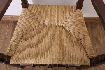 中古美品　松本民芸家具　#48型　ラッシ座面　スピンドルアームチェア(定価約14万9千円)(椅子)(1)