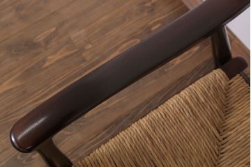 中古　松本民芸家具　77型　曲肘　ラッシ座面アームチェア(定価約18万円)(1)