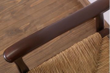 中古美品　松本民芸家具　77型　曲肘　ラッシ座面アームチェア(定価約18万円)(1)