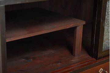 アンティーク家具　和製アンティーク 結霜ガラスが入ったローボード(箪笥・ローチェスト)