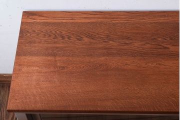 アンティーク家具　天板オーク材　モールガラス入り!アンティークペイントのローボード