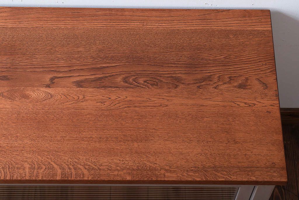 アンティーク家具　天板オーク材　モールガラス入り!アンティークペイントのローボード