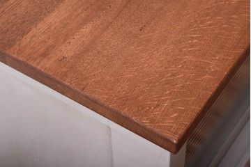 アンティーク家具　天板オーク材　モールガラス入り!アンティークペイントのローボード