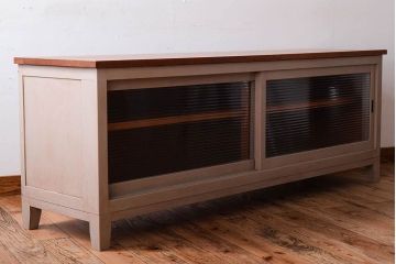 アンティーク家具　天板オーク材　モールガラス入り!アンティークペイントのローボード