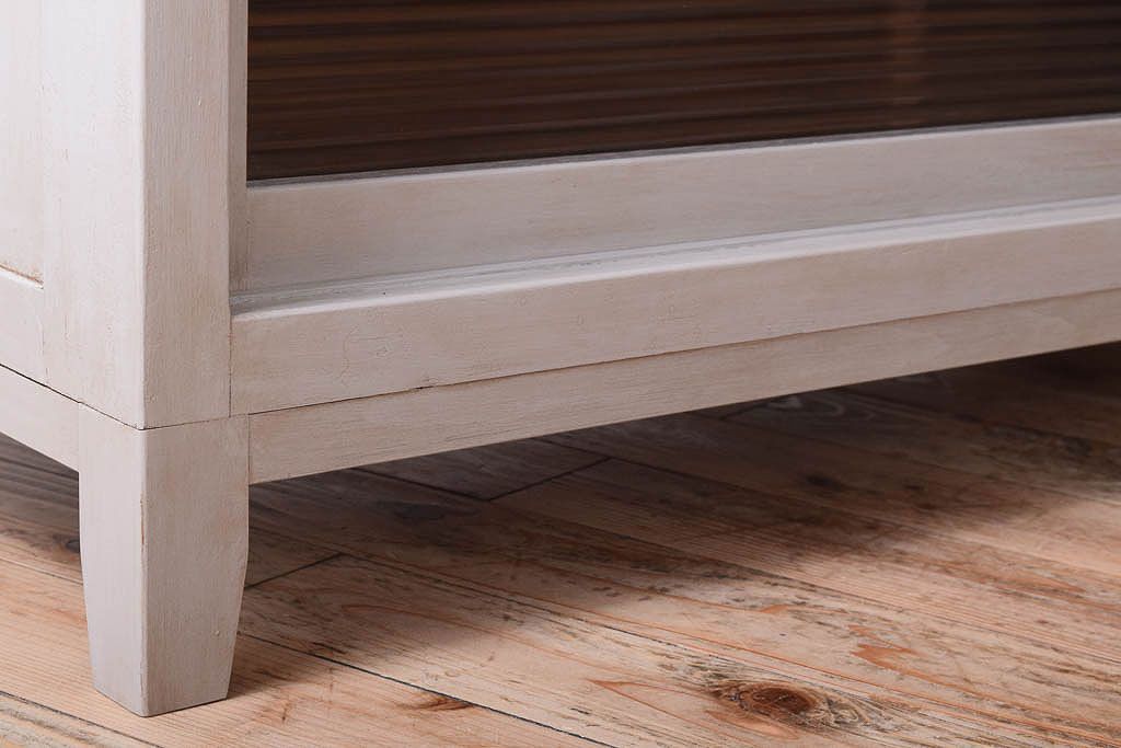 アンティーク家具　天板オーク材　モールガラス入り!アンティークペイントのローボード