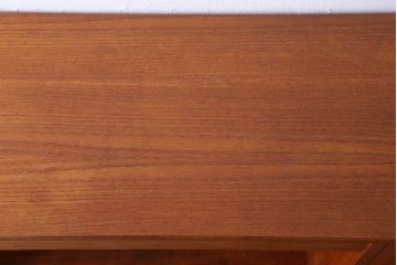 ヴィンテージ家具　G-PLAN 北欧ビンテージ　チーク材製サイドボード(サイドキャビネット)