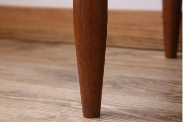 ヴィンテージ家具　G-PLAN 北欧ビンテージ　チーク材製サイドボード(サイドキャビネット)