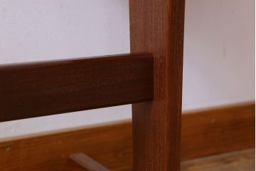 ヴィンテージ家具　G-PLAN 北欧ビンテージ　タイル・ガラス入りセンターテーブル