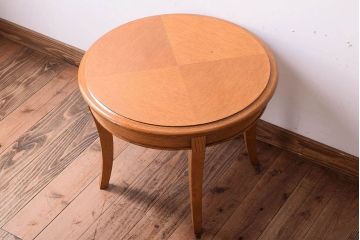 中古　天童木工　小ぶりなラウンドテーブル(2)