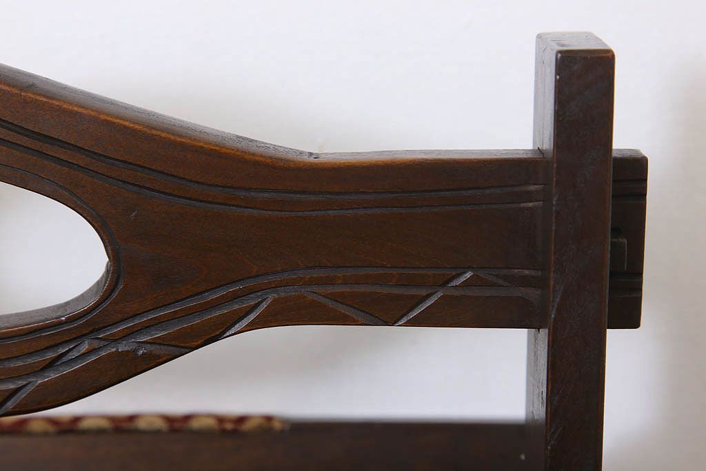 アンティーク雑貨　和製アンティーク　古い木の彫刻入りマガジンラック