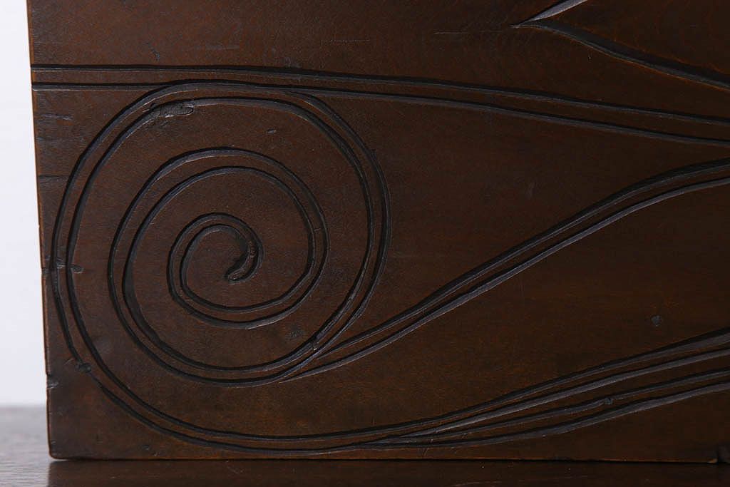 アンティーク雑貨　和製アンティーク　古い木の彫刻入りマガジンラック