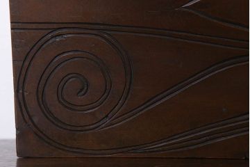 アンティーク雑貨　和製アンティーク　古い木の彫刻入りマガジンラック