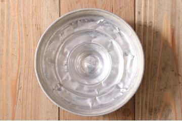 アンティーク雑貨　昭和レトロ　蓋付き!アンティークのガラス瓶(ビン)