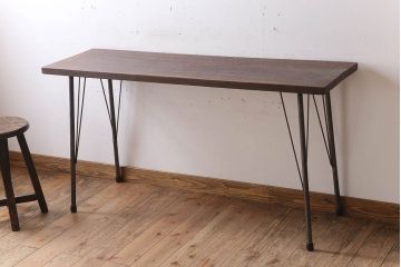 アンティーク家具　古材一枚板天板のアンティーク鉄脚テーブル(作業台、机)(1)