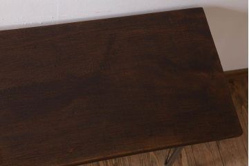 アンティーク家具　古材一枚板天板のアンティーク鉄脚テーブル(作業台、机)(1)