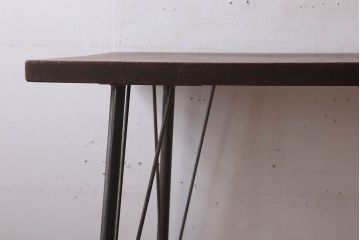 アンティーク家具　古材一枚板天板のアンティーク鉄脚テーブル(作業台、机)(1)
