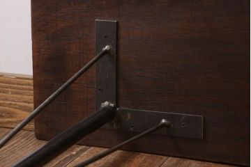 アンティーク家具　古材一枚板天板のアンティーク鉄脚テーブル(作業台、机)(1)