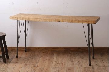 アンティーク家具　古材一枚板天板のアンティーク鉄脚テーブル(作業台、机)(2)