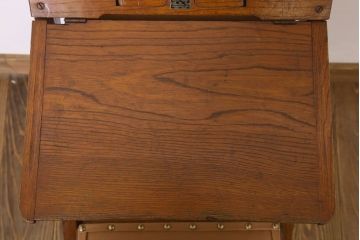 アンティーク家具　和製アンティーク　古い木製の折り畳み学習机