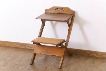アンティーク家具　和製アンティーク　古い木製のリーディングデスク(折りたたみ式学習机)(1)