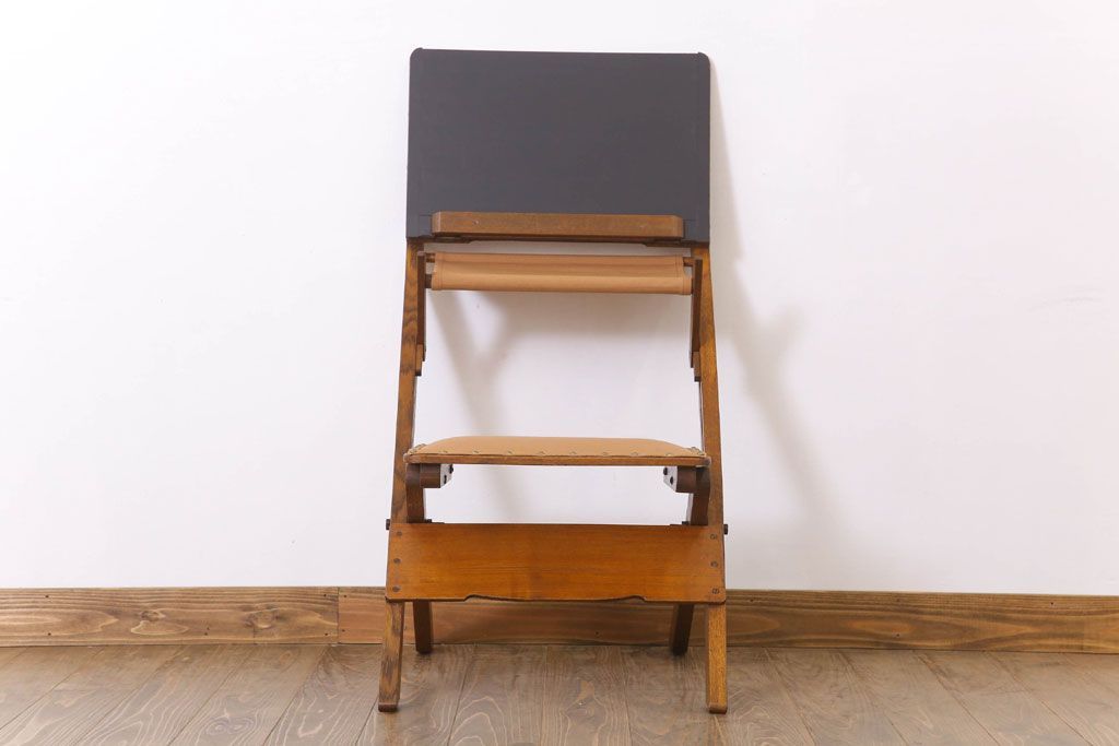 アンティーク家具　和製アンティーク　古い木製のリーディングデスク(折りたたみ式学習机)(1)