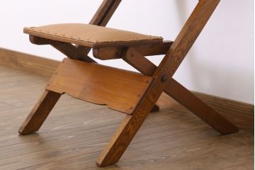 アンティーク家具　和製アンティーク　古い木製のリーディングデスク(折りたたみ式学習机)(1)