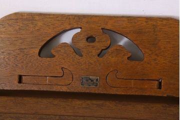 アンティーク家具　和製アンティーク　古い木製のリーディングデスク(折りたたみ式学習机)(1)