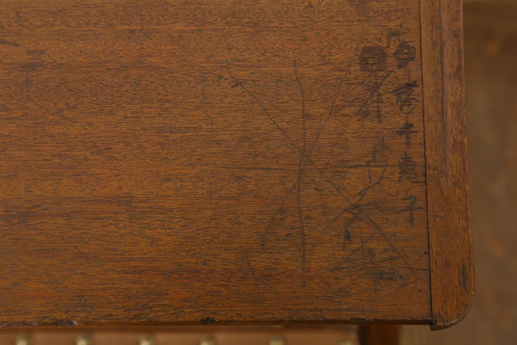 アンティーク家具　和製アンティーク　古い木製のリーディングデスク(折りたたみ式学習机)(1)