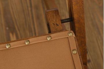 アンティーク家具　和製アンティーク　古い木製のリーディングデスク(折りたたみ式学習机)(1)