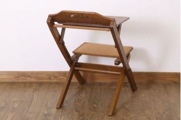 アンティーク家具　和製アンティーク　古い木製のリーディングデスク(折りたたみ式学習机)(1)