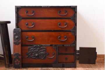アンティーク家具　古民具・骨董　明治期!前面欅材の庄内小箪笥
