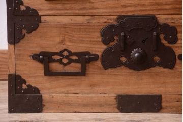 アンティーク家具　古民具・骨董　明治期　五丁引き　アンティーク庄内箪笥