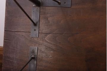 アンティーク家具　古材一枚板天板!鉄脚テーブル(作業台、机)(3)