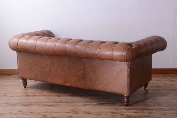ヴィンテージ家具　イギリスビンテージ　本革製　ディスティンクティブ チェスターフィールドソファ