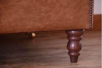 ヴィンテージ家具　イギリスビンテージ　本革製　ディスティンクティブ チェスターフィールドソファ