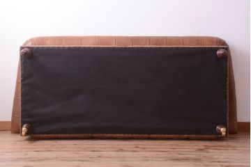 ヴィンテージ家具　イギリスビンテージ　本革製　ディスティンクティブ チェスターフィールドソファ