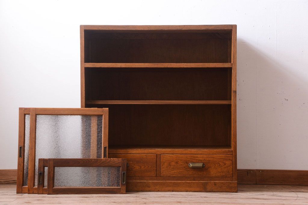 レトロ家具　昭和レトロ　結霜ガラスとダイヤガラス!アンティーク収納棚(本箱)