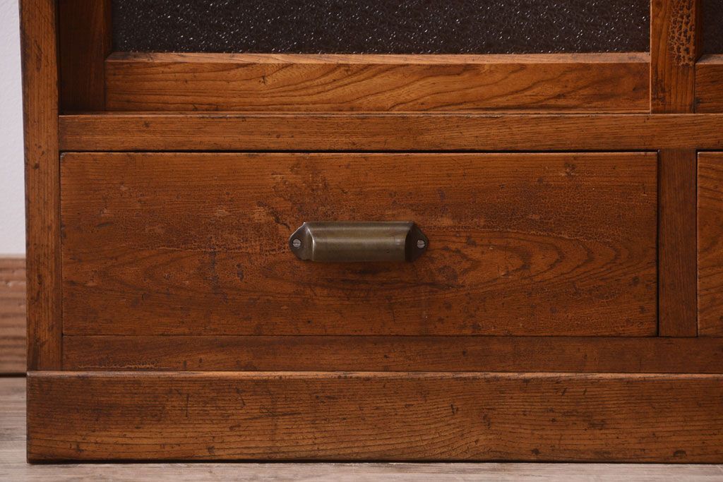 レトロ家具　昭和レトロ　結霜ガラスとダイヤガラス!アンティーク収納棚(本箱)