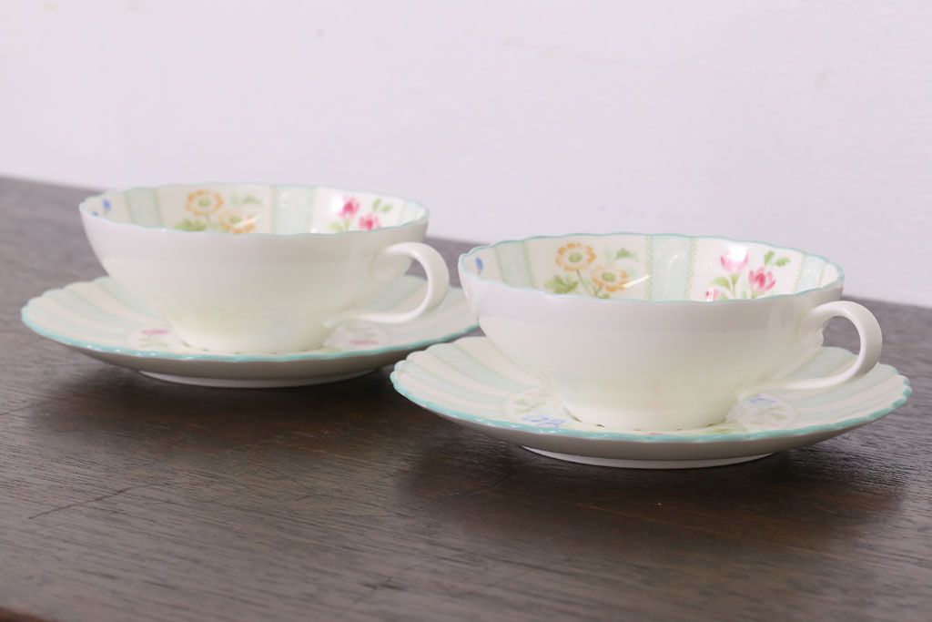 中古　ノリタケ(Noritake)　FLOROLA(フローローラ)　花柄　カップ&ソーサー2脚セット(洋食器)